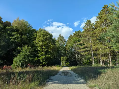 6698 E Skeels Rd, Holton, MI 49425