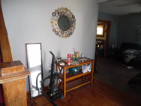 841 Bennett St, Jackson, MI 49202 photo 3