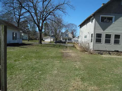 841 Bennett St, Jackson, MI 49202 photo 7