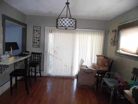 841 Bennett St, Jackson, MI 49202 photo 2