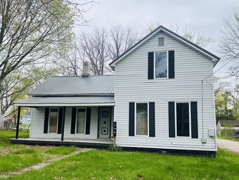 210 S Division Ave, Fremont, MI 49412