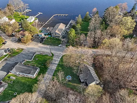 5989 Barnhart Rd, Ludington, MI 49431