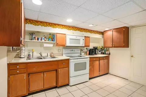 Kitchen - 60241 Constantine Rd, Three Rivers, MI 49093 photo 6 of 6