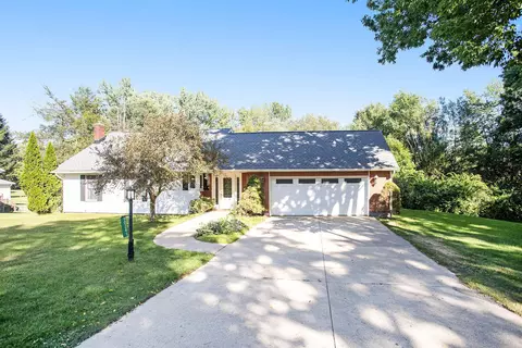 Exterior - 60241 Constantine Rd, Three Rivers, MI 49093 photo 2 of 4