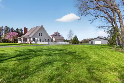 19501 B Dr S, Marshall, MI 49068