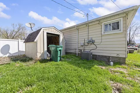 Exterior - 6180 Cordell St, Romulus, MI 48174 photo 2 of 3
