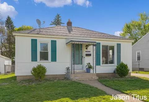 3332 Birchwood Ave SW, Wyoming, MI 49548