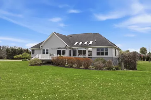 Exterior - 9550 Charles Ct, Dexter, MI 48130 photo 6 of 10