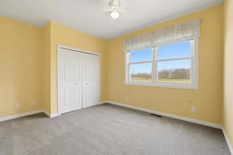 Bedroom - 9550 Charles Ct, Dexter, MI 48130 photo 5 of 7