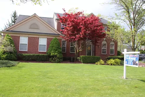48871 Manhattan Cir, Canton, MI 48188