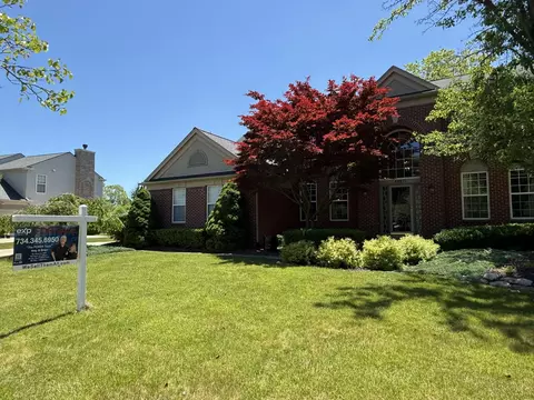 48871 Manhattan Cir, Canton, MI 48188