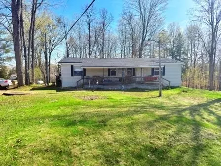 9236 Lake Dr, Reed City, MI 49677