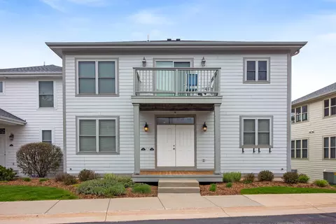 211 Garden Ter #D, Douglas, MI 49406
