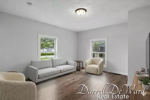 Living - 130 Cherry St, Freeport, MI 49325 photo 1 of 1