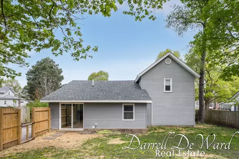 Exterior - 130 Cherry St, Freeport, MI 49325 photo 4 of 5