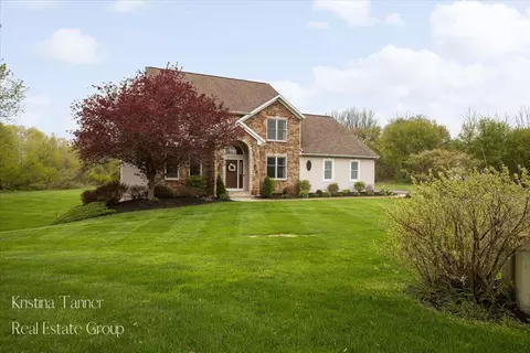 4797 Sunflower Ridge Dr NE, Ada, MI 49301