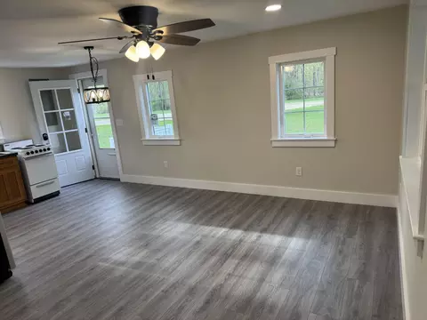 Living - 226 Custer Dr, Coldwater, MI 49036 photo 3 of 4