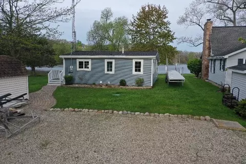 Exterior - 226 Custer Dr, Coldwater, MI 49036 photo 6 of 7