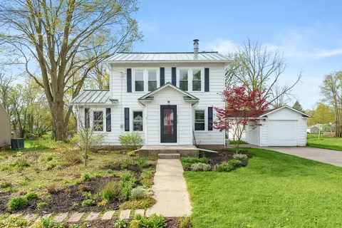 2126 Fairfield Rd, Portage, MI 49002