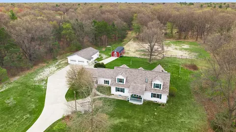360 Chatterson Rd, Muskegon, MI 49442