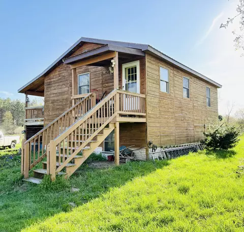 1525 S Poplar Rd, Custer, MI 49405
