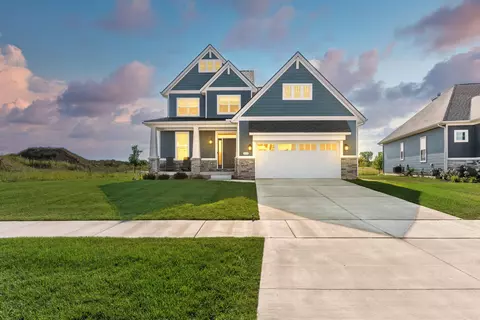 233 Campolina St, Chelsea, MI 48118