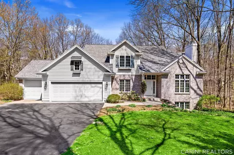7887 Burrstone Ct SE, Caledonia, MI 49316