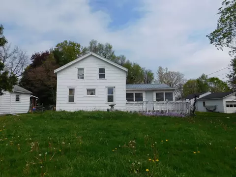 314 Railroad St, Hudson, MI 49247