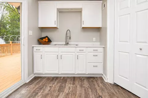 Kitchen - 201 Meadow Dr, Augusta, MI 49012 photo 2 of 2