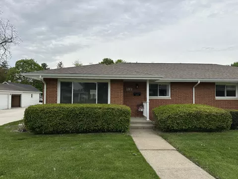 1329 Oak St #C-2, Niles, MI 49120