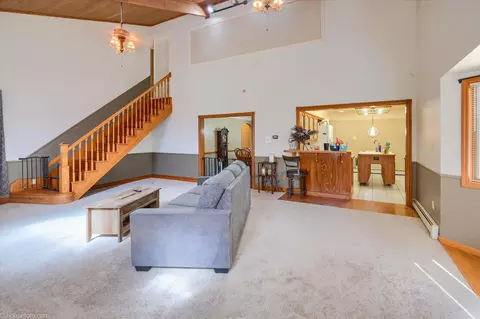 Living - 6453 Johnson Rd, Flushing, MI 48433 photo 2 of 4