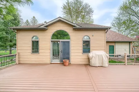 Exterior - 6453 Johnson Rd, Flushing, MI 48433 photo 7 of 13