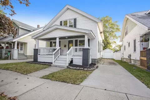 1128 Powers Ave NW, Grand Rapids, MI 49504