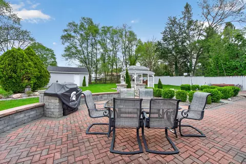 Exterior - 4929 Martha Dr, Jackson, MI 49201 photo 12 of 18