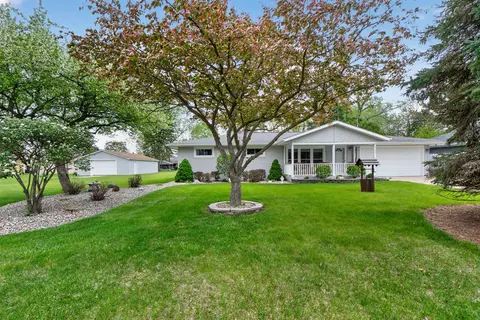 4929 Martha Dr, Jackson, MI 49201