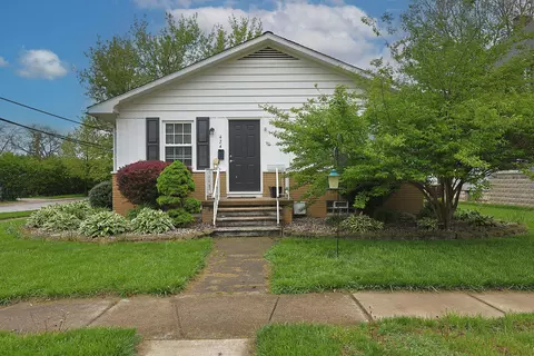 424 W 4th St, Monroe, MI 48161