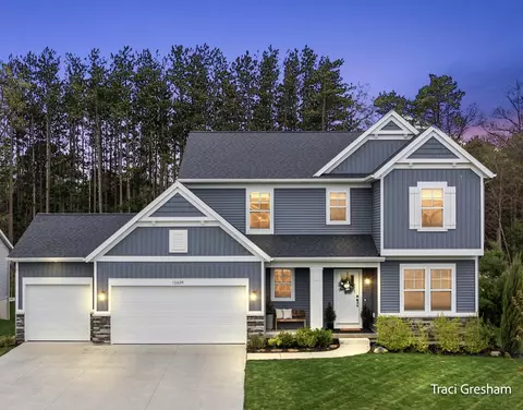 12639 Riverton Rd, Grand Haven, MI 49417