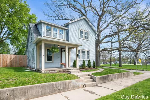 1936 Lafayette Ave NE, Grand Rapids, MI 49505