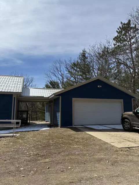 7451 W 76th St, Baldwin, MI 49304 photo 2