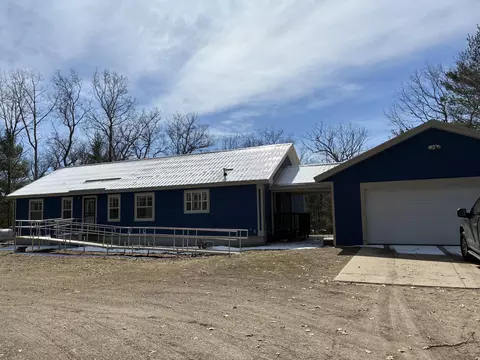 7451 W 76th St, Baldwin, MI 49304