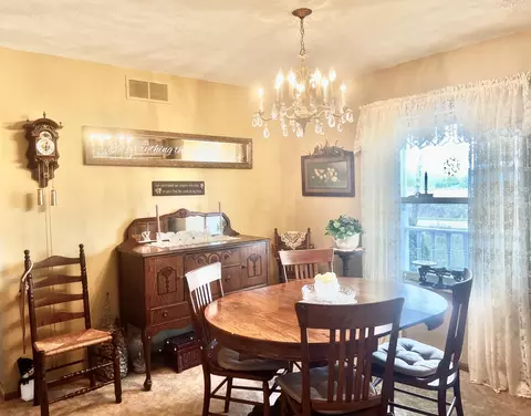 Dining - 8056 Sawdey Rd, Jerome, MI 49249 photo 2 of 3