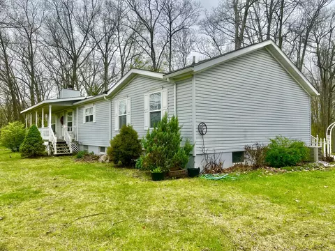 8056 Sawdey Rd, Jerome, MI 49249