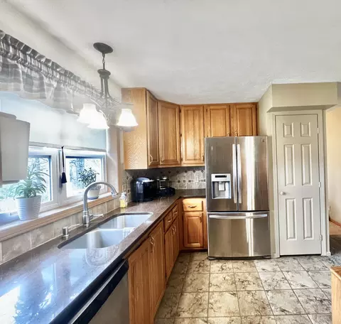 Kitchen - 8056 Sawdey Rd, Jerome, MI 49249 photo 7 of 9