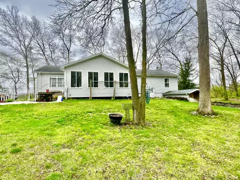 Exterior - 8056 Sawdey Rd, Jerome, MI 49249 photo 4 of 13