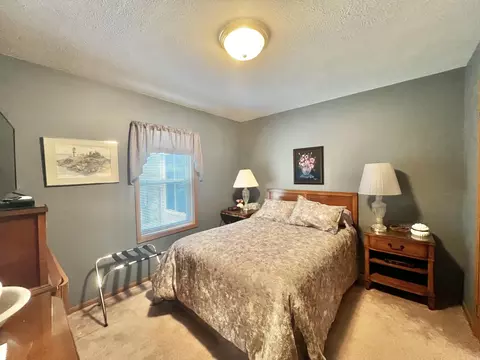 Bedroom - 8056 Sawdey Rd, Jerome, MI 49249 photo 2 of 10