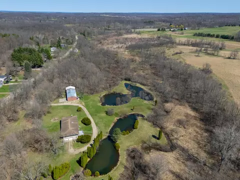 View/Area - 117 4th St, Plainwell, MI 49080 photo 6 of 14