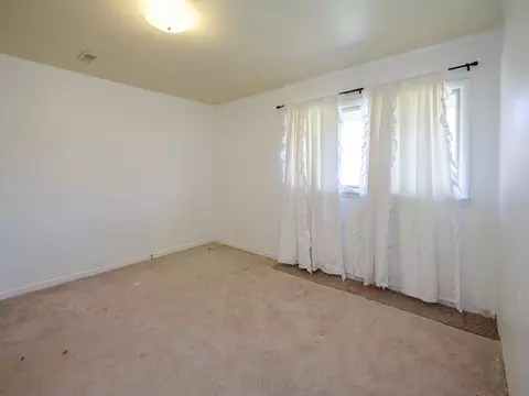 Bedroom - 117 4th St, Plainwell, MI 49080 photo 2 of 3