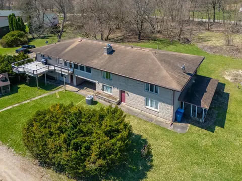 View/Area - 117 4th St, Plainwell, MI 49080 photo 3 of 14