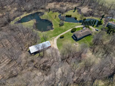 View/Area - 117 4th St, Plainwell, MI 49080 photo 12 of 14
