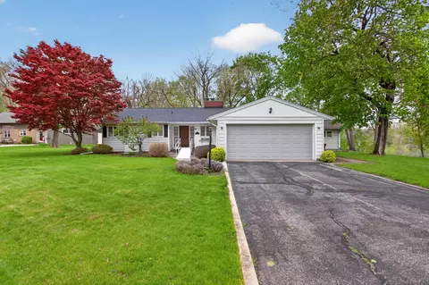 400 Outer Ct, Tecumseh, MI 49286